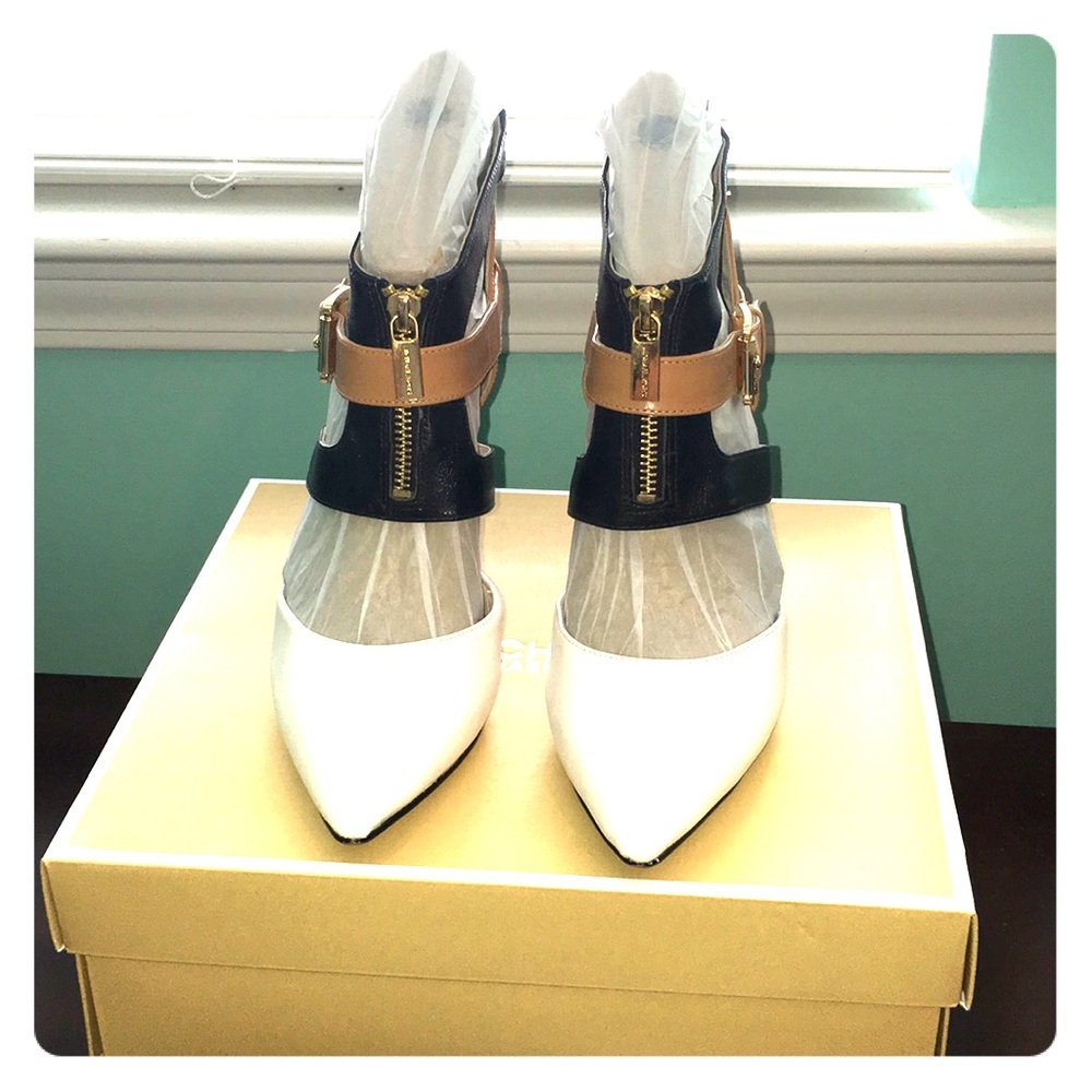 Michael Kors Tri Color Pumps